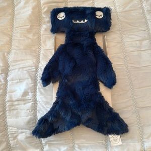 Slumberkins Hammerhead Snuggler in Silken Sapphire, Sp. Ed. Holiday 2021.